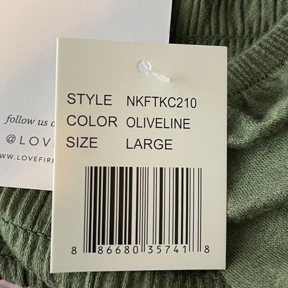 Love Fire Oliveline Green Short Sleeve Square Neck Smocked Top NWT Kids Large - Picture 7 of 8